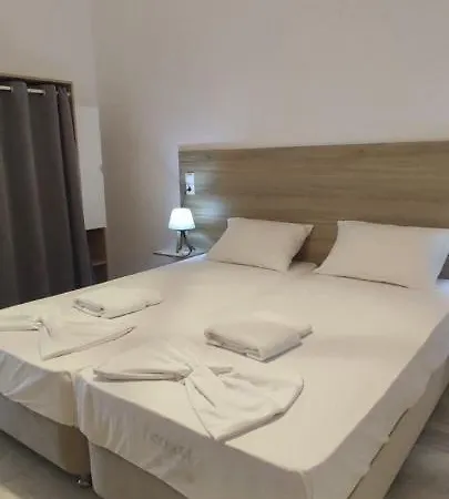 Odysseas Apartment *